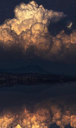 夜空中的云层唯美写真