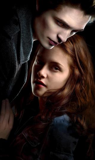 《暮光之城》Bella Swan、Edward Cullen亲密合照