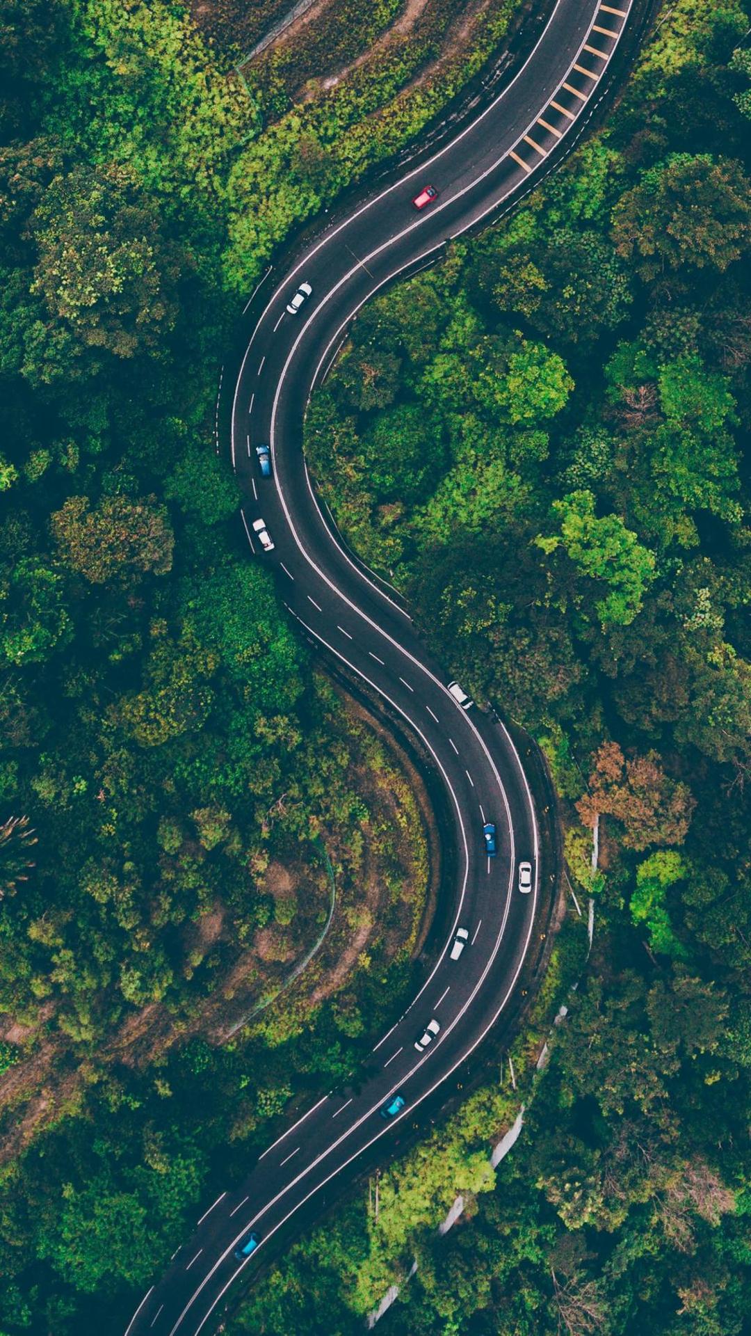 高清蜿蜿蜒蜒的道路手机壁纸图片下载