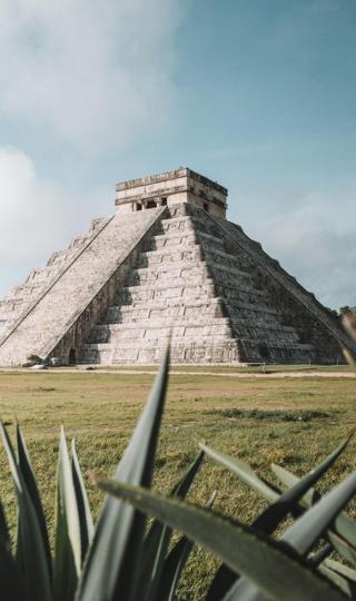 精美充满神奇色彩的玛雅人金字塔古建筑图片