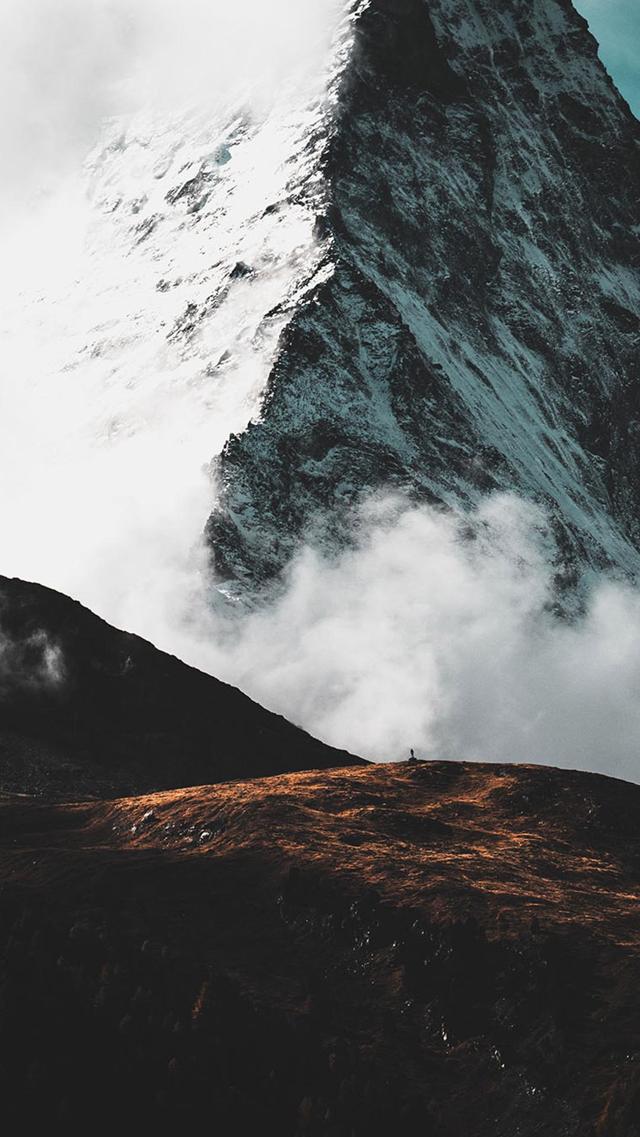 巍峨的雪山风景手机壁纸大图