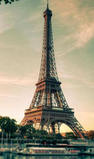 巴黎复古埃菲尔铁塔背景图