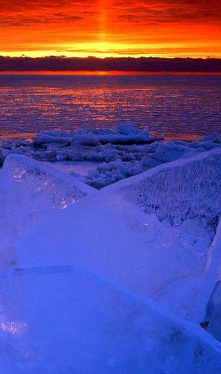 夕阳下的冰川图片手机壁纸