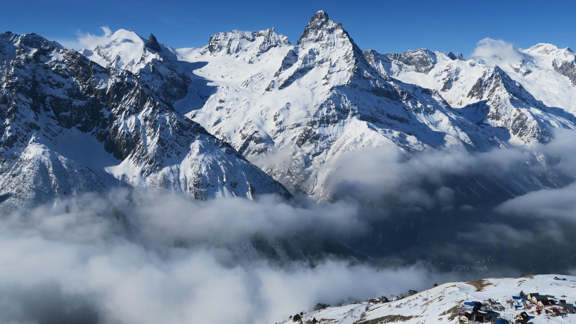 最美的雪山壁纸高清图片大全2