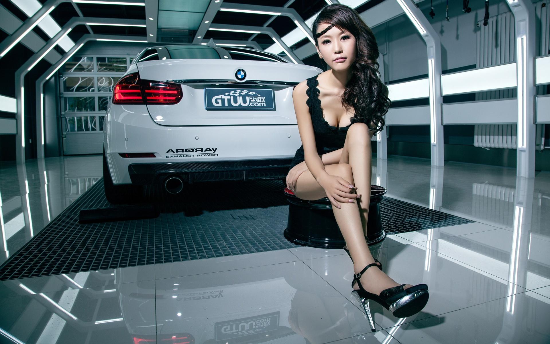 BMW宝马改装车美女模特壁纸8