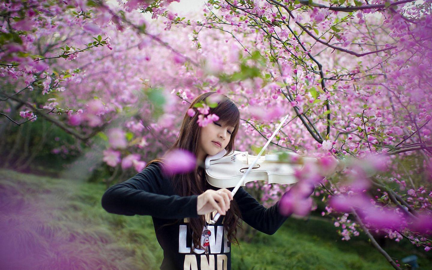 野外清纯美女壁纸2