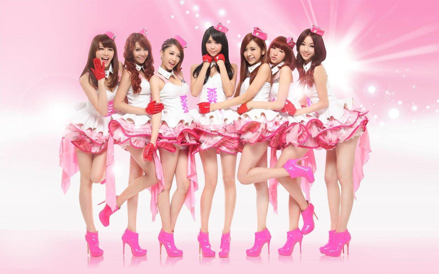 高清Weather Girls 壁纸桌面3