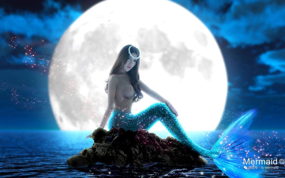 月亮美人鱼壁纸梦幻照片