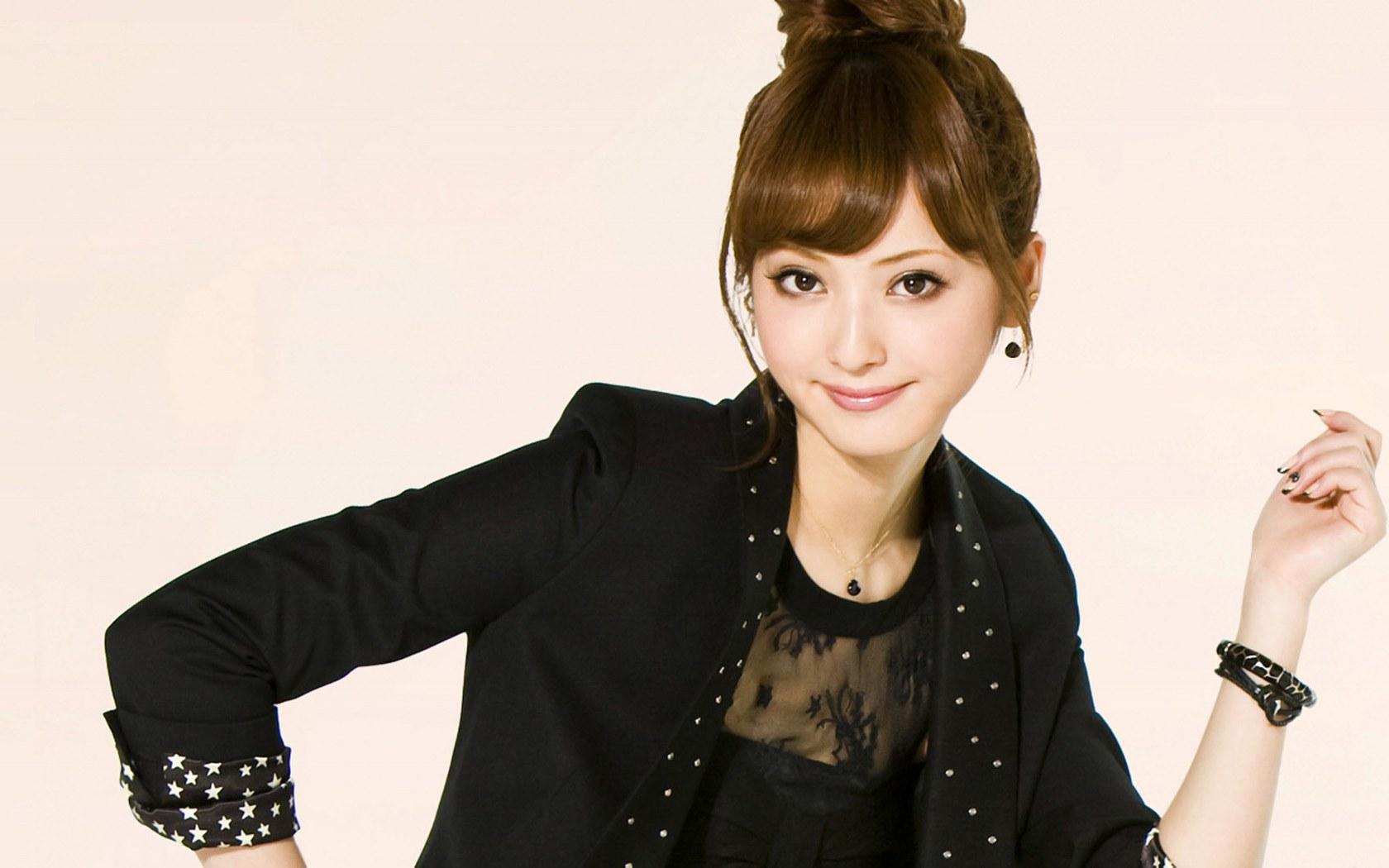 佐佐木希桌面壁纸6