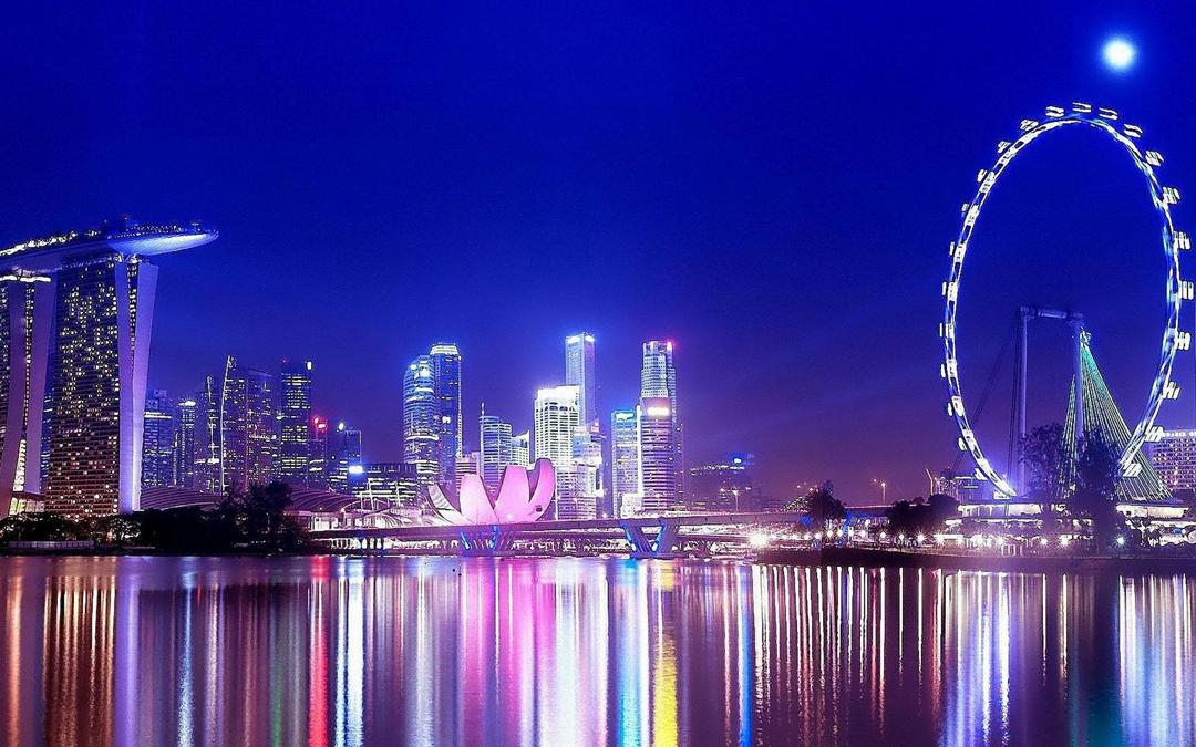 紫色唯美城市夜景高清桌面图