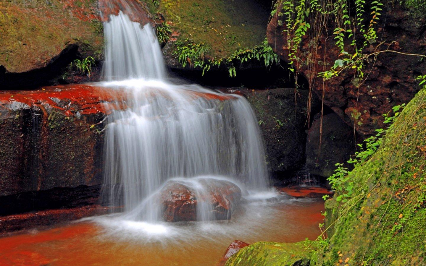 高清潺潺溪流美如画风景壁纸桌面6