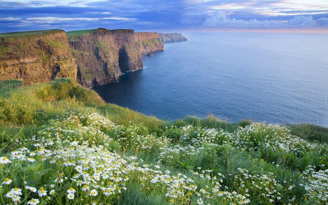 爱尔兰圣帕特里克节高清风景桌面壁纸