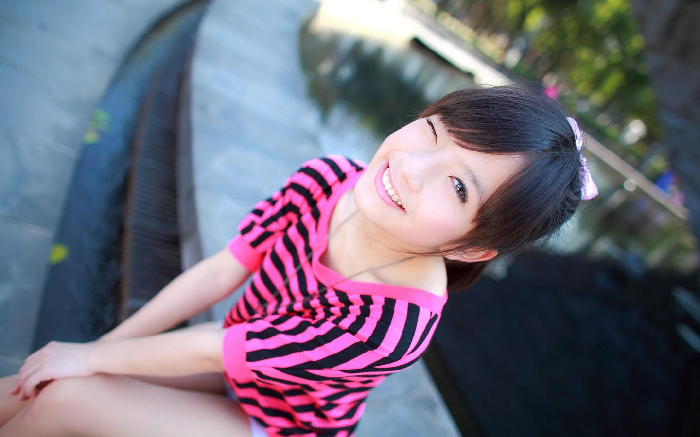 可爱的台湾美女小敬壁纸桌面3
