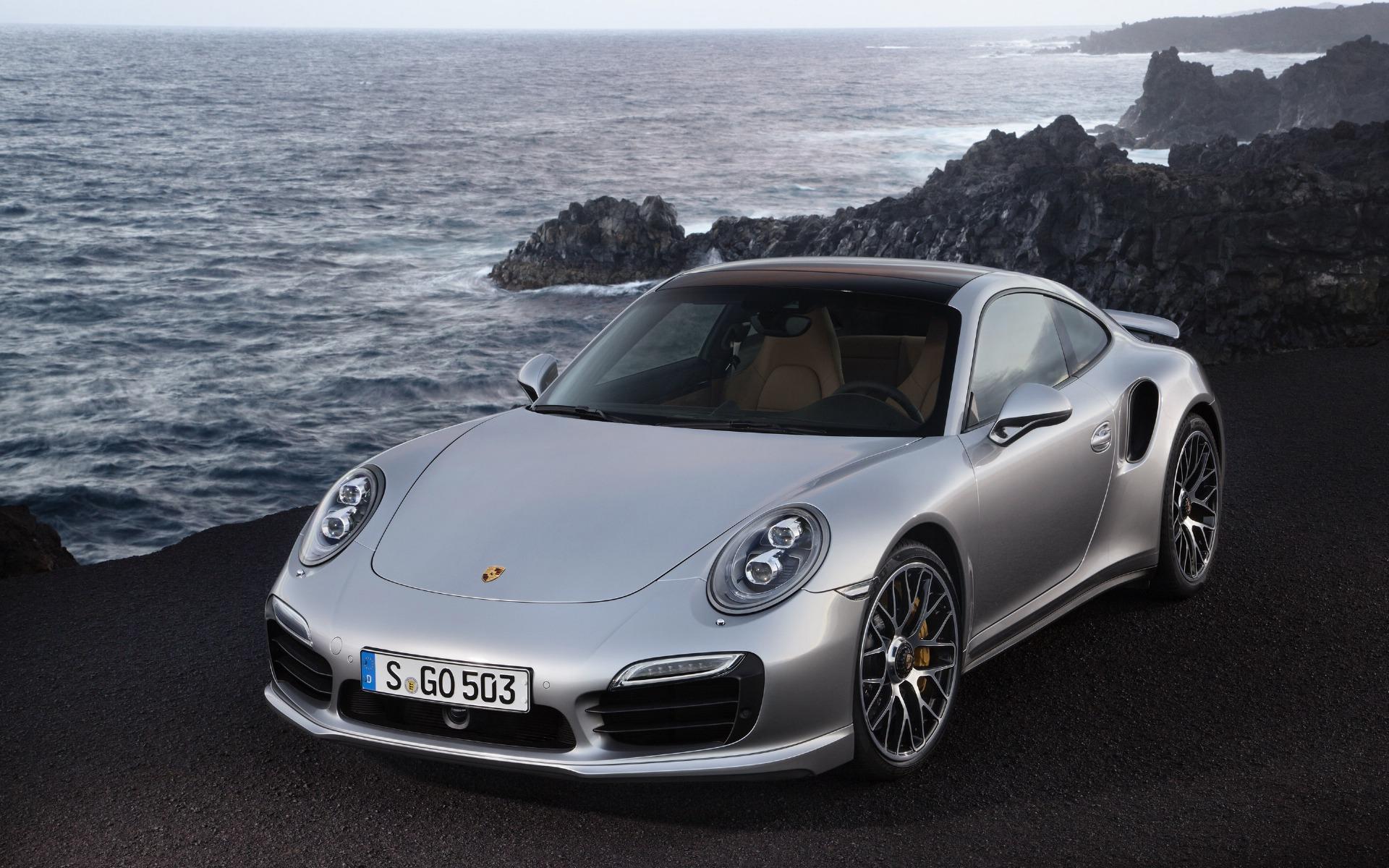 保时捷911 turbo s cabriolet跑车壁纸3