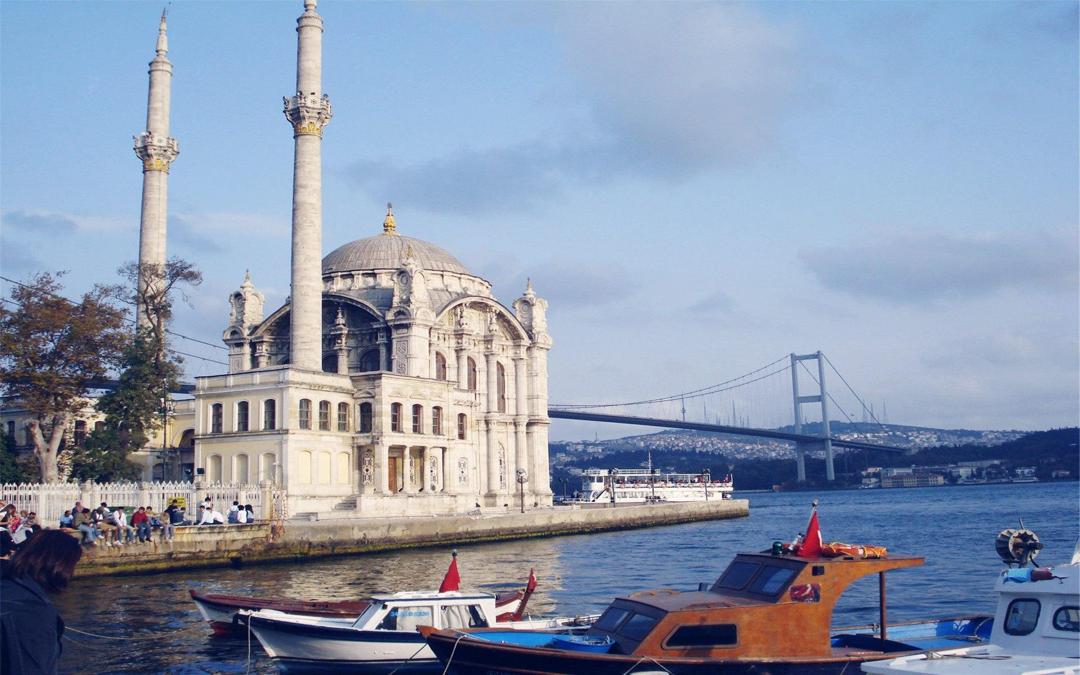 土耳其伊斯坦布尔建筑风光桌面壁纸