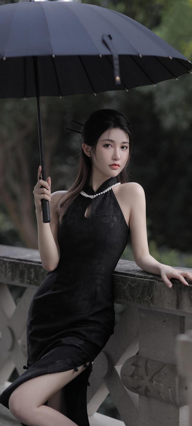 黑色旗袍美女伞养眼美女手机壁纸