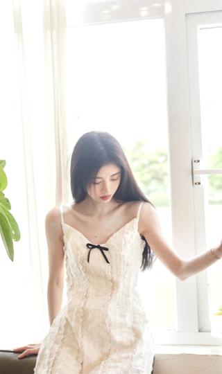鞠婧祎小清新白色裙子照片美女手机壁纸