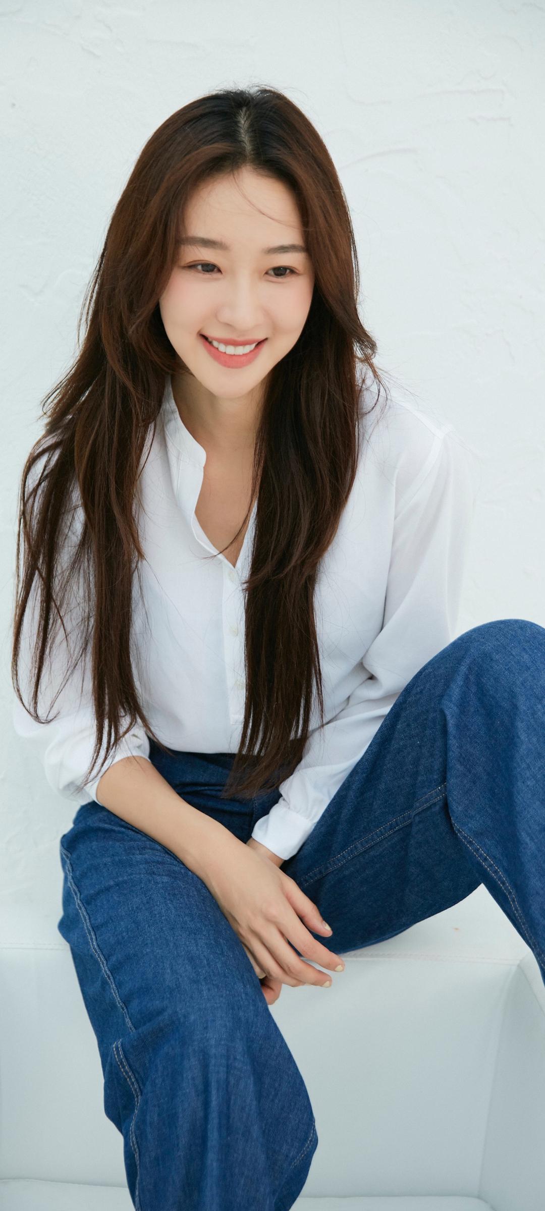 长发可爱美女许潇晗高清手机壁纸