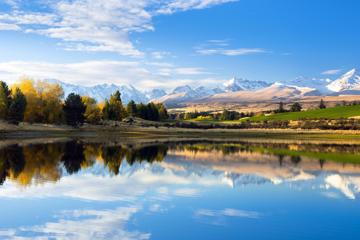 新西兰高清湖泊山脉风景壁纸