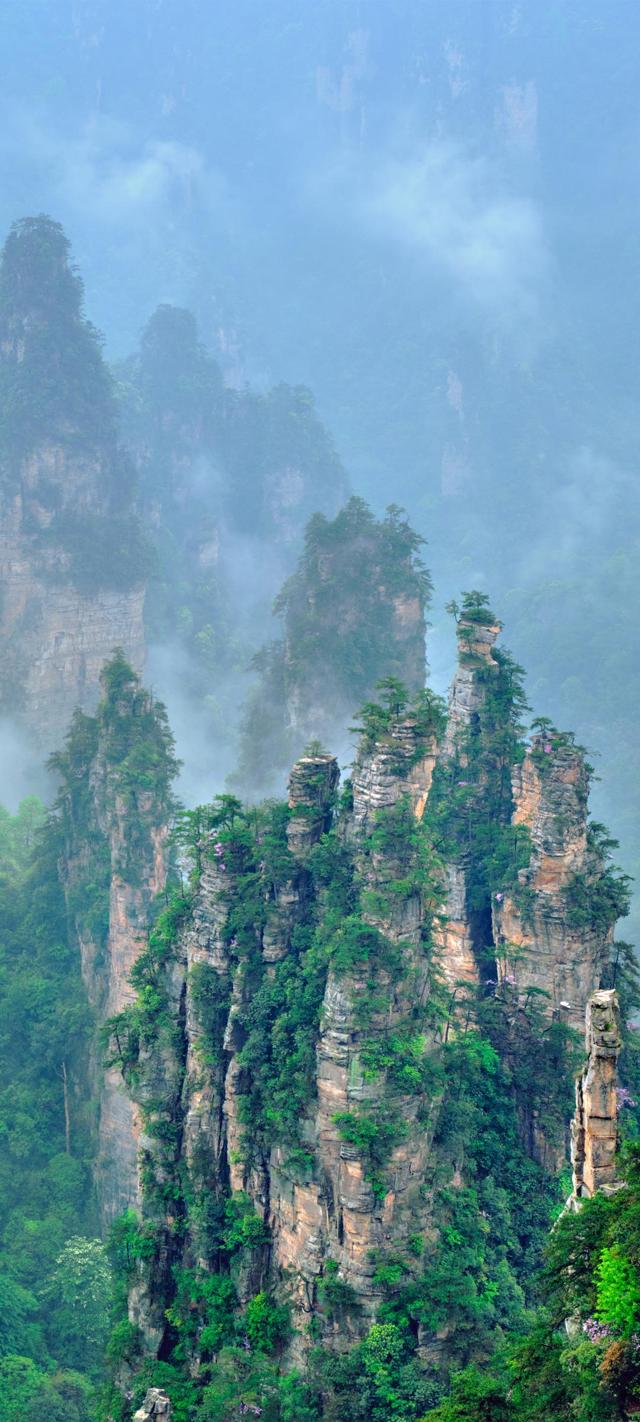 高清山峰风景图片手机壁纸