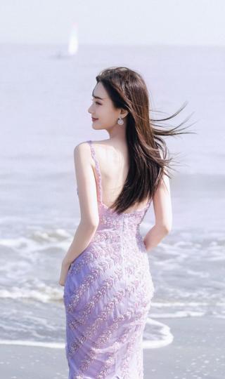海边漂亮美女李一桐紫色裙子背影唯美手机壁纸图片