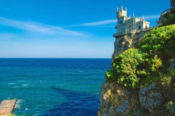 悬崖上的城堡高清海边风景桌面壁纸