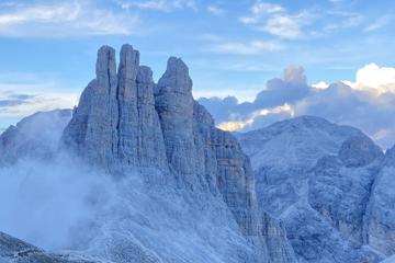 阿尔卑斯山雪山唯美壁纸图片