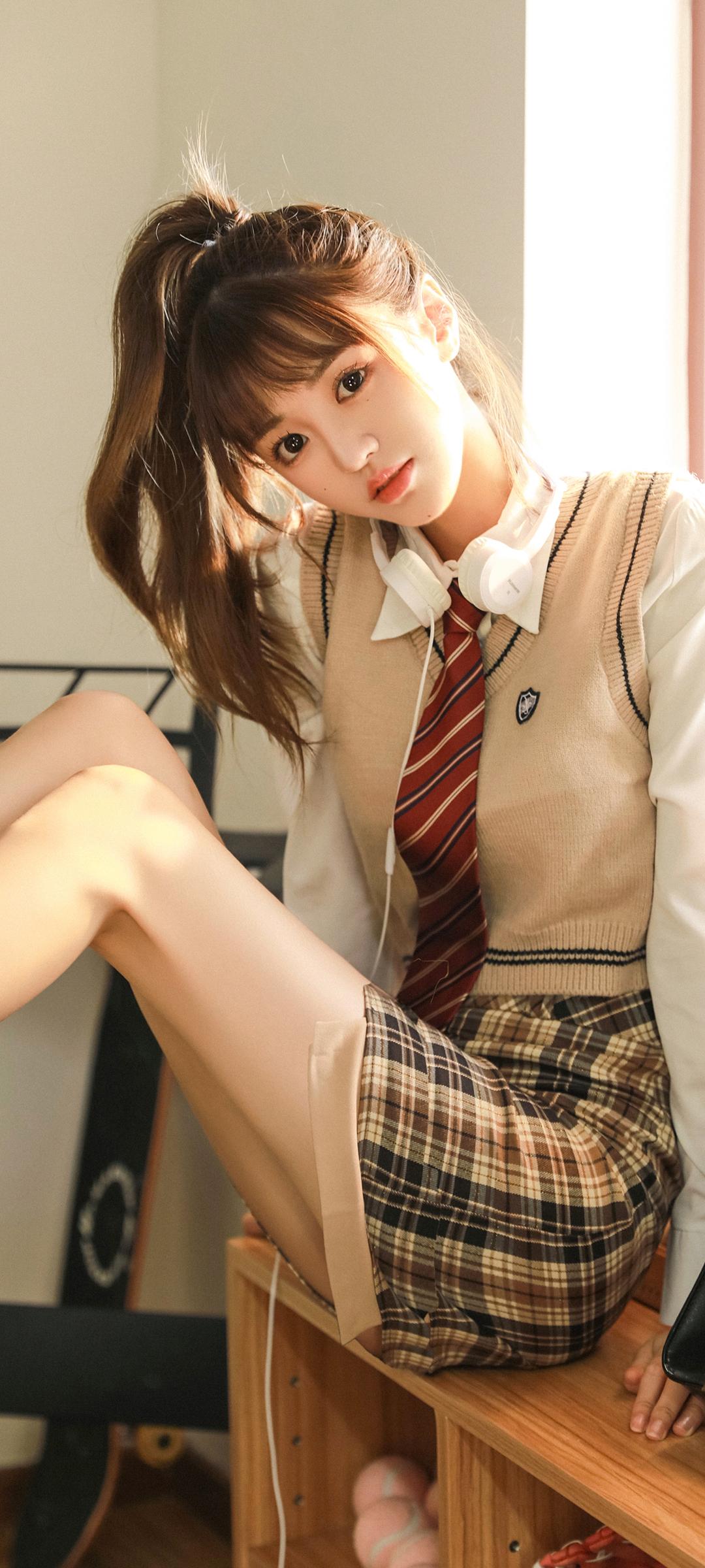 穿校服的高马尾女生美女手机壁纸