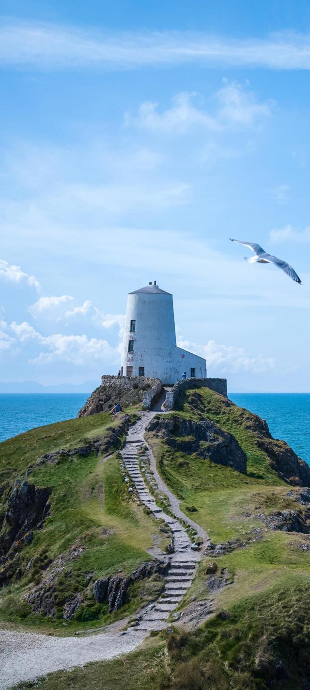 海边灯塔风景图片手机壁纸