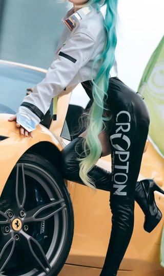 车展cosplay车模身材火爆图片