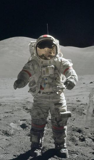 月球宇航员手机壁纸高清图片