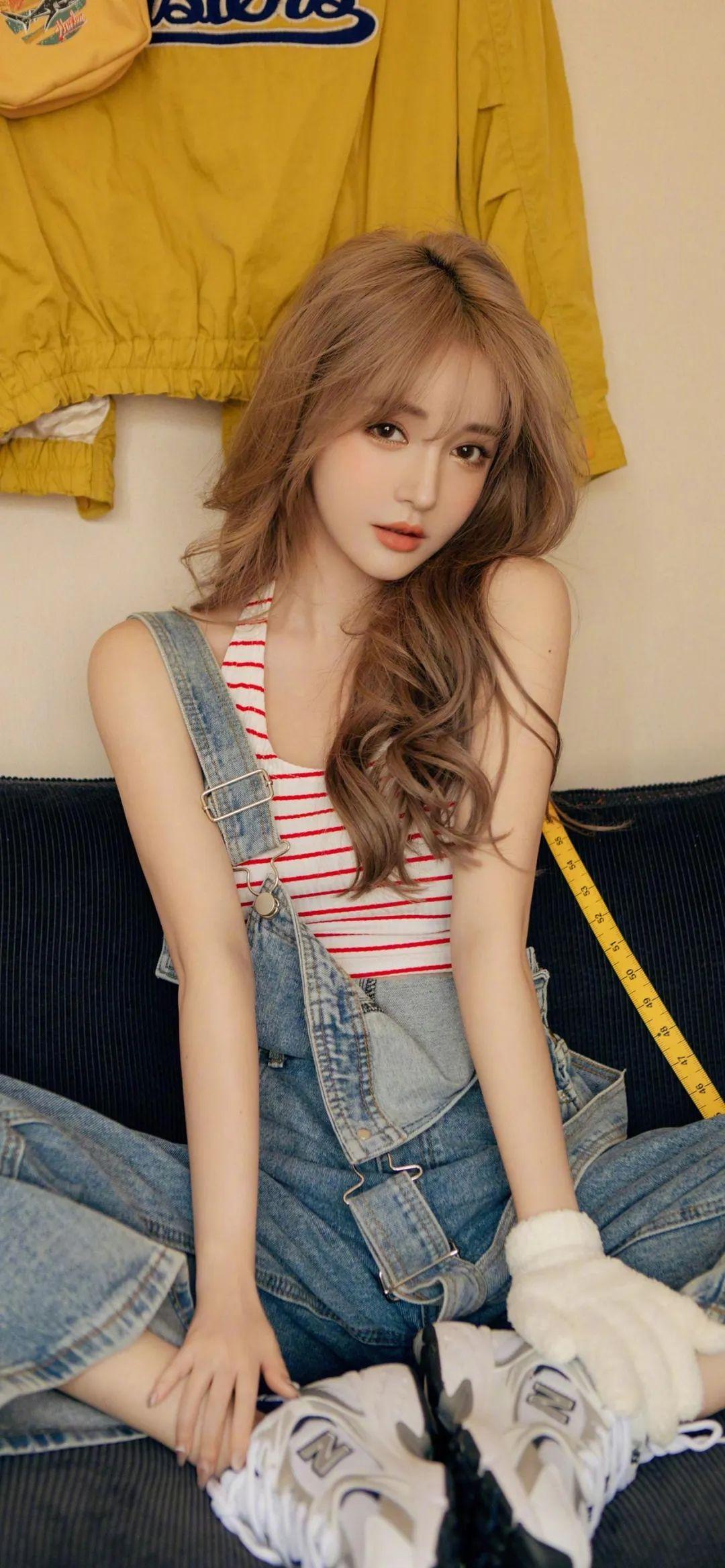 清纯非主流美女手机壁纸 竖屏